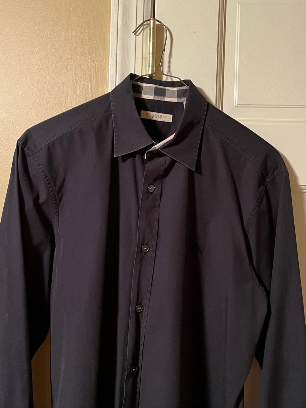 Burberry Men's Medium Black Long-Sleeve Button-Up Shirt